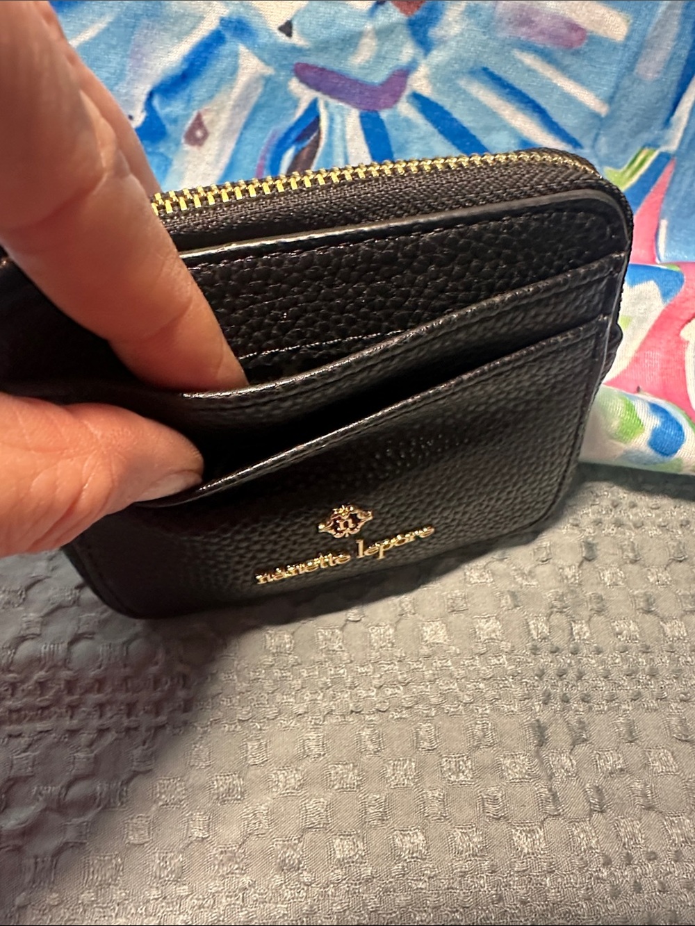Nanette Lepore Black Pebbled Leather Zip Card Case with Gold Logo NWT - Picture 4 of 5